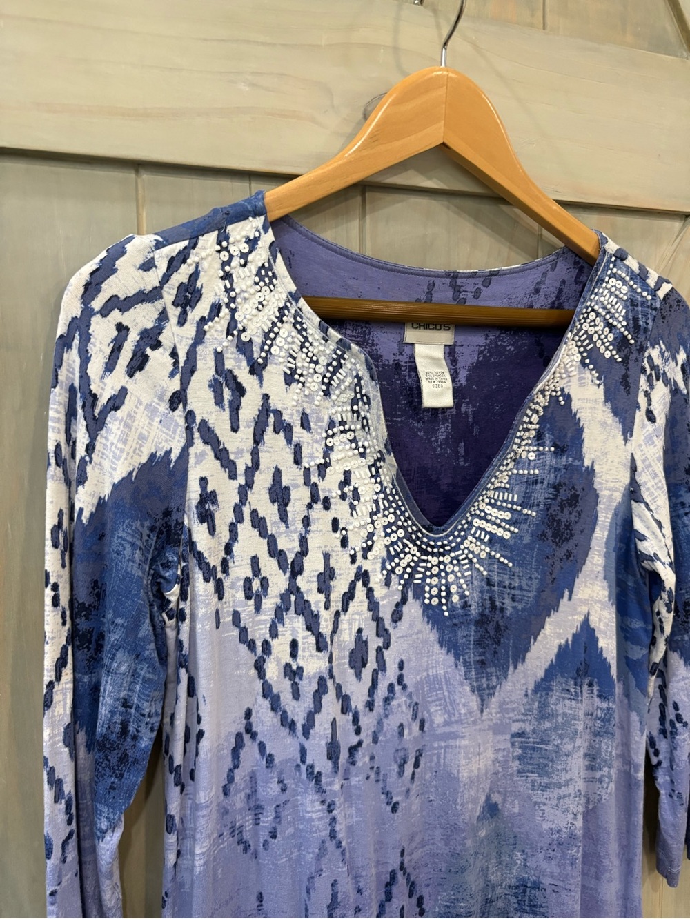 Chico’s Lavender and Navy Abstract Beaded V-Neck Tunic